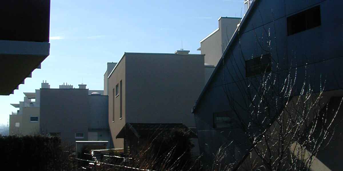 Compact Housing